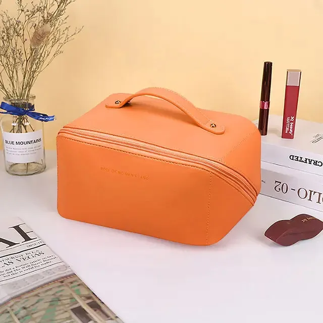 Beauty on the Go: The Stylish & Spacious Leather Makeup Bag ✨