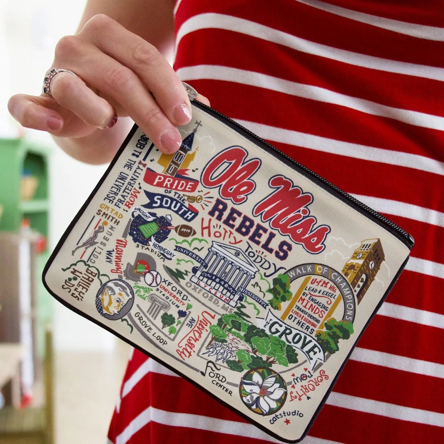 Catstudio Zipper Pouch, University of Mississippi (Ole Miss) Travel Toiletry Bag, 5 x 7, Ideal Makeup Bag, Dog Treat Pouch, or Purse to Organize Supplies for Grads & Alumni
