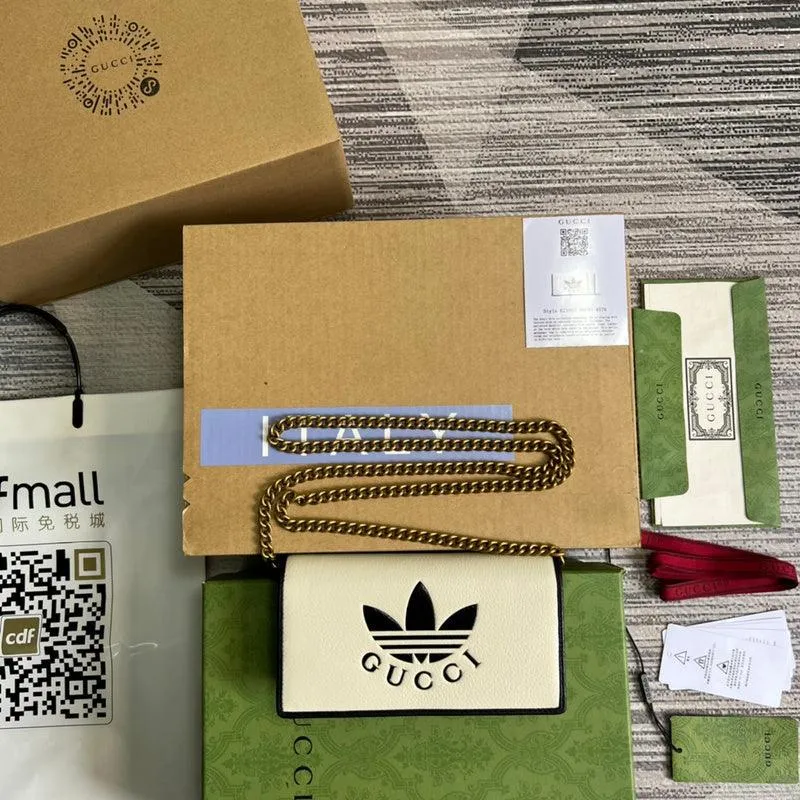 Charm - GG Bags - 1221