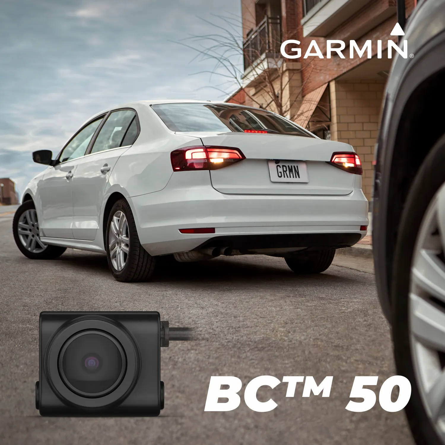 Garmin BC 50  Wireless Backup Camera, HD Resolution, 160-degree Lens, Weather-Resistant, 50ft Range for Trucks, RVs and Trailers with Wearable4U Power Pack Bundle