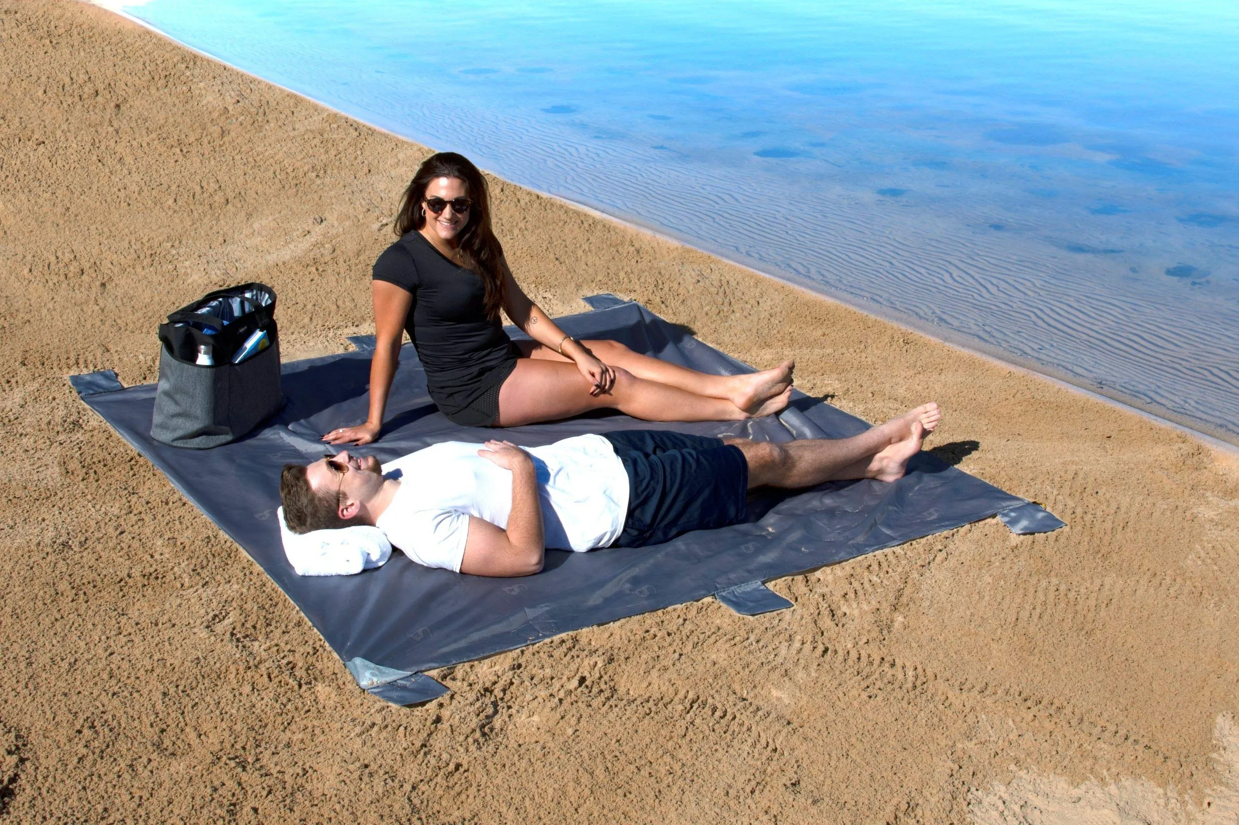 Geckobrands Lightweight Waterproof Blanket