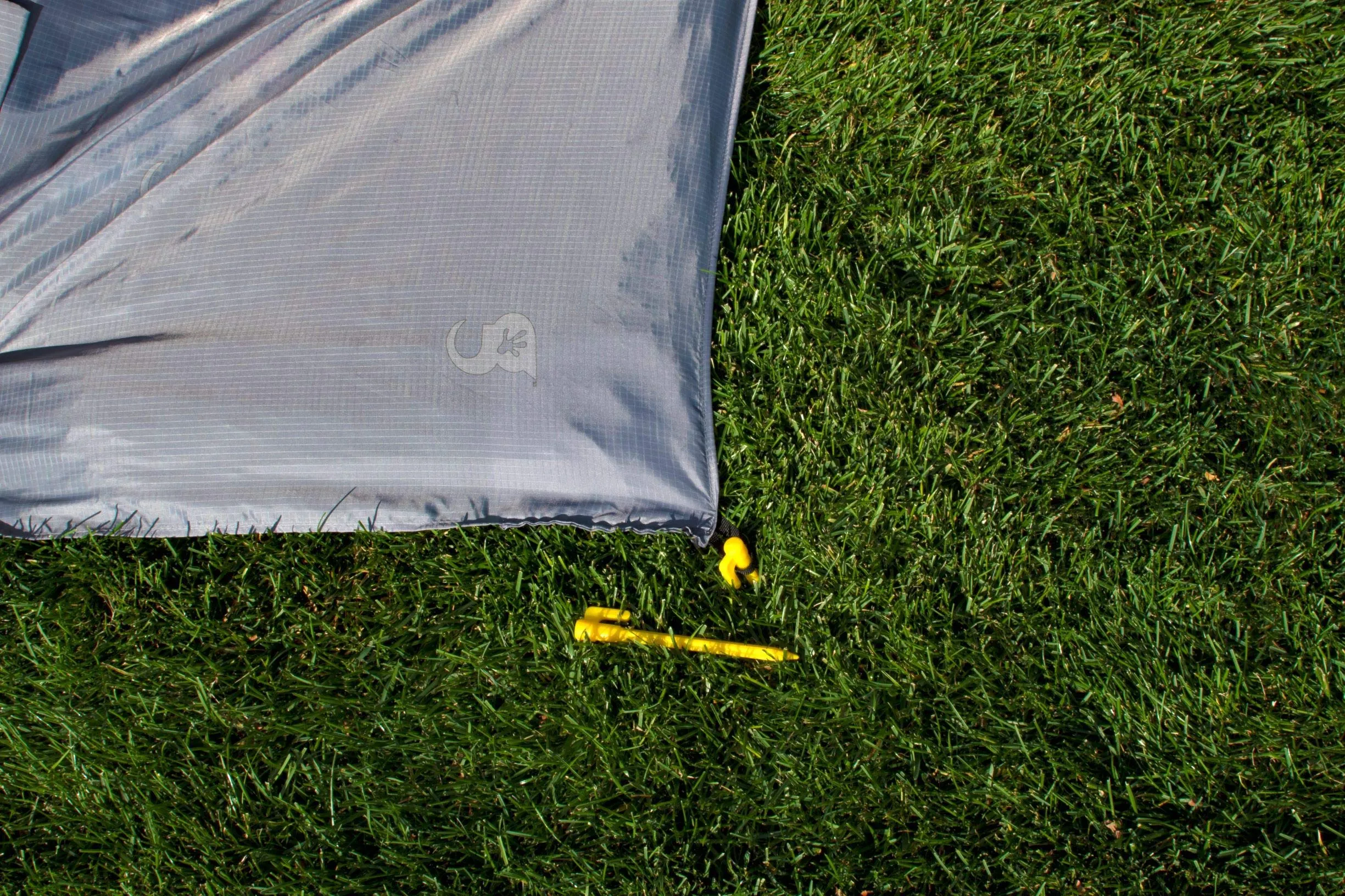 Geckobrands Lightweight Waterproof Blanket