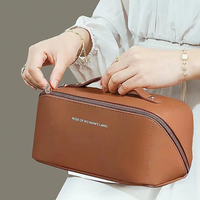 Large Capacity Travel Jewelry Cosmetic Bag, Fashionable PU Leather Makeup Organizer, Portable Toiletry Bag with Handle for Travel and Storage