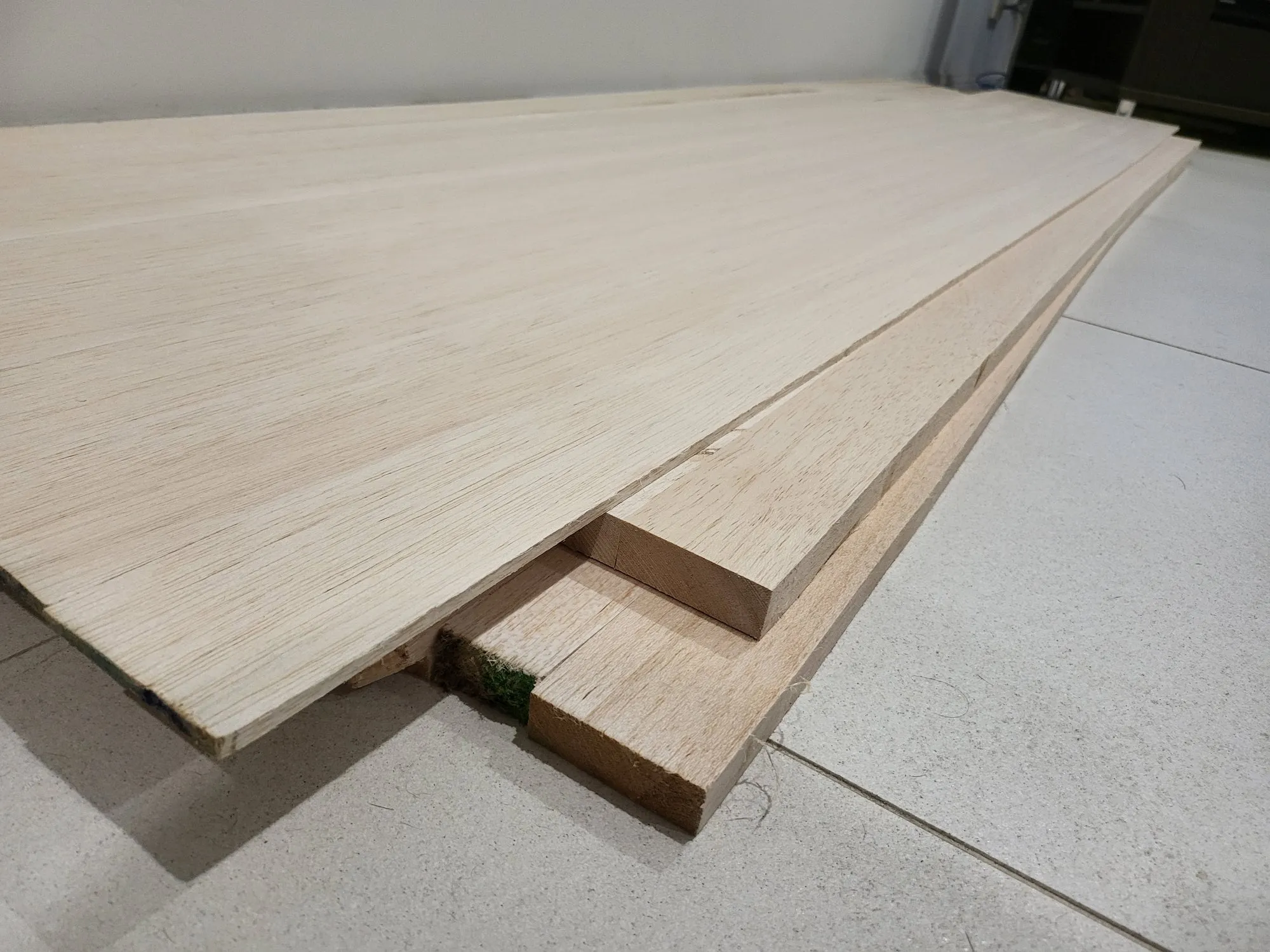Long grain sheet balsa wood - any thickness is possible, price per m2