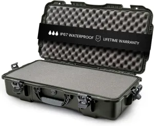 NANUK 980 Hard Case 30” with Customizable Cubed Foam, IP67 Waterproof & Crushproof, Rugged Construction for Ultimate Protection, Made in North America (29.9” x 16.2” x 7.3”)
