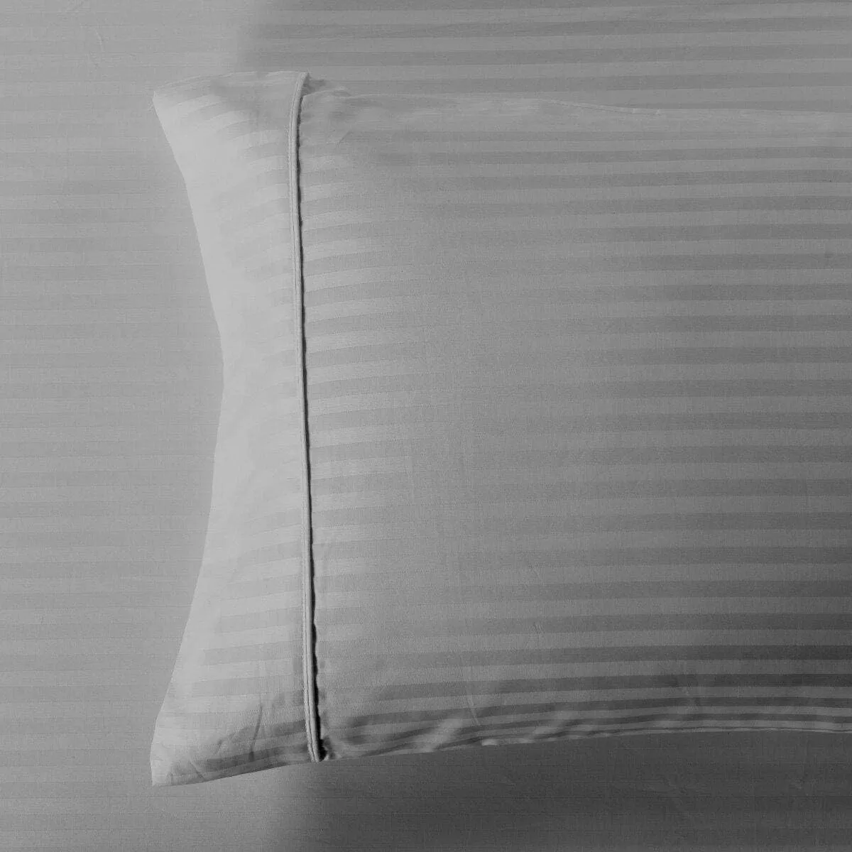 Royal Tradition Damask Striped 600-Thread-Count, 100-Percent Cotton Set of 2 King Size Pillow Cases, Grey