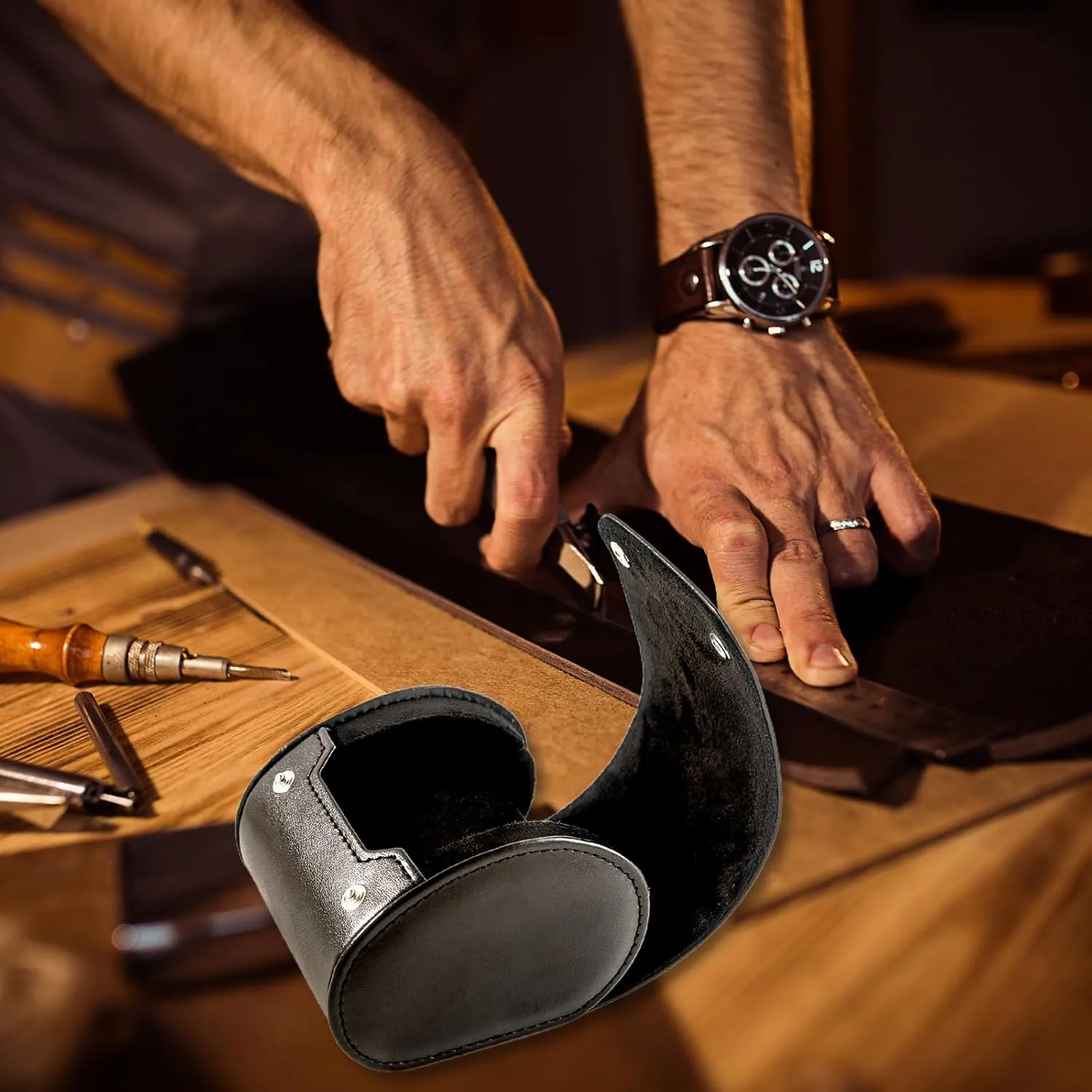 Single Watch Travel Case - Classic Leather Watch Case with Perfect Texture.Watch Carrying Case or Organizer for Storage and Display. Ideal Gift for Men Traveling, All Handmade by Artisans