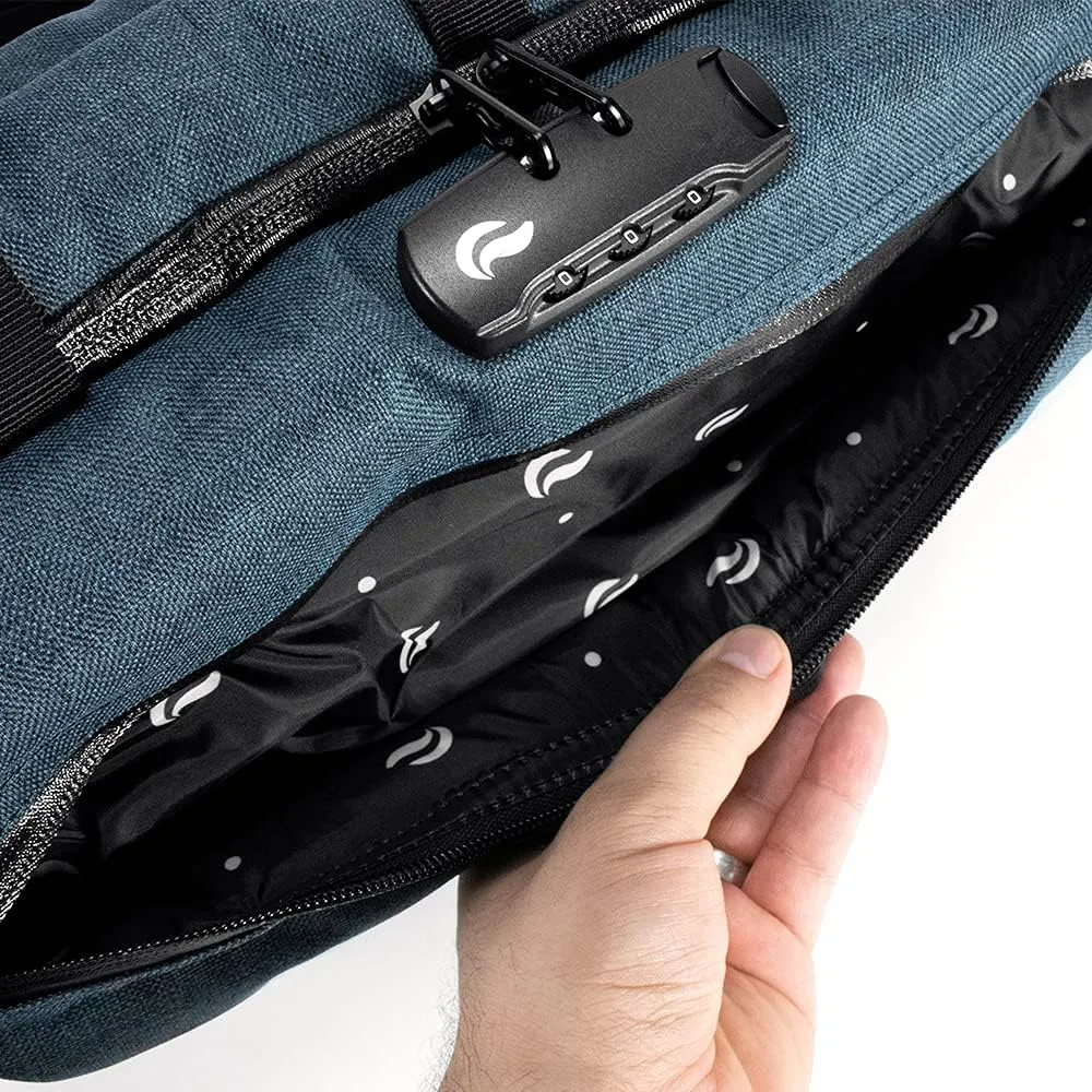 Skunk Duffle Bag 16"- Smell Proof - With combo lock (Black, 16"x7.5")