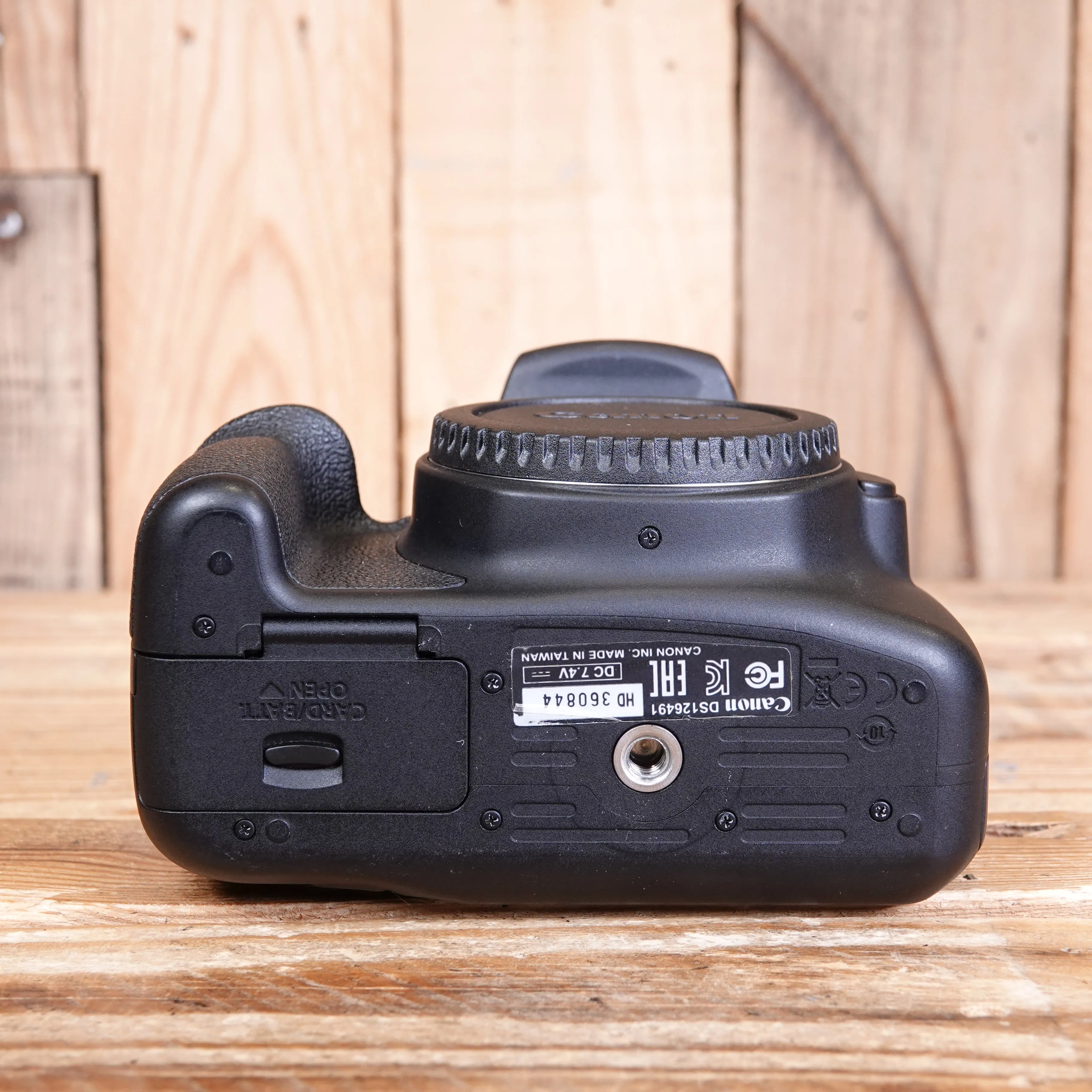 Used Canon EOS 1200D DSLR Camera Body