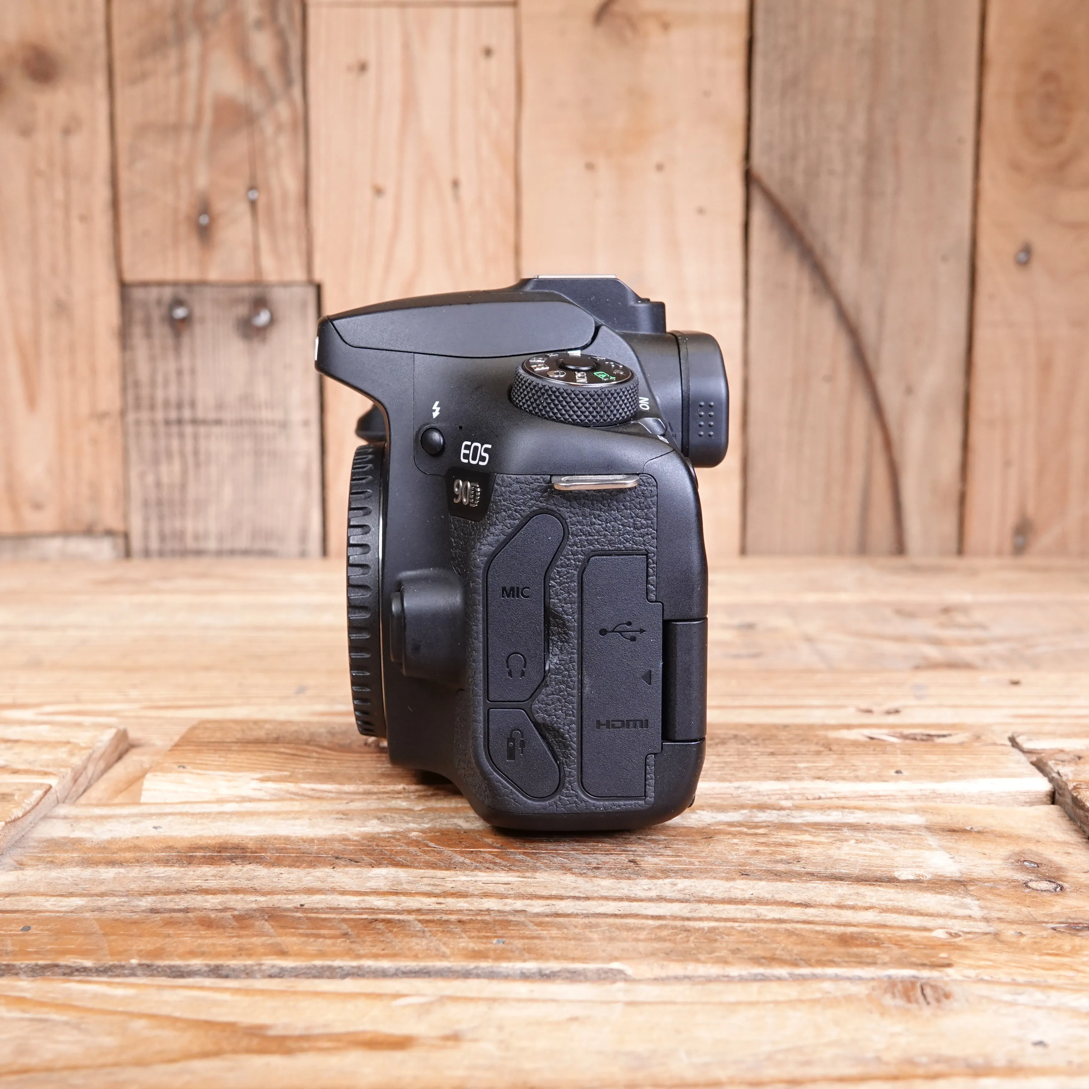 Used Canon EOS 90D Digital SLR Camera Body
