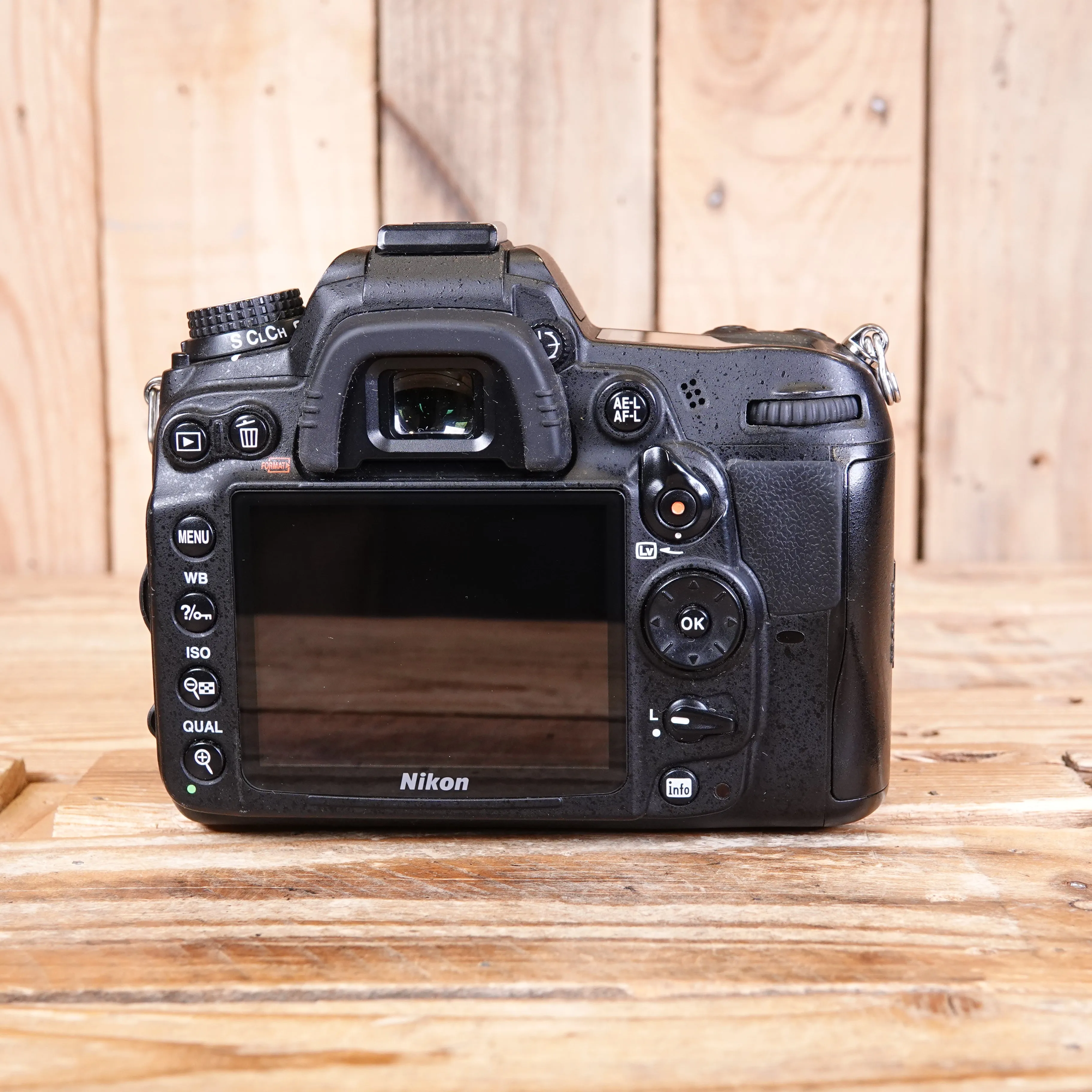 Used Nikon D7000 DSLR Camera Body
