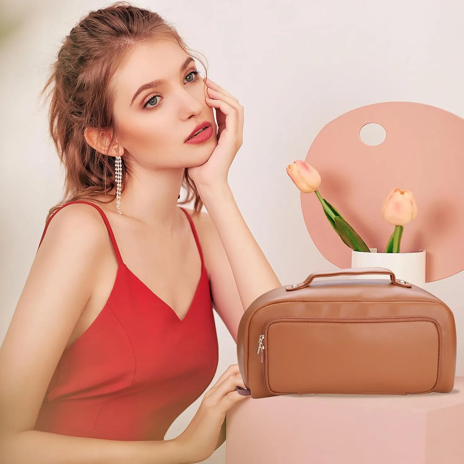 Women's Cosmetic Organizer, Travel Cosmetic Bag, Waterproof PU Leather Toiletry Bag with Handle and Transparent Compartment