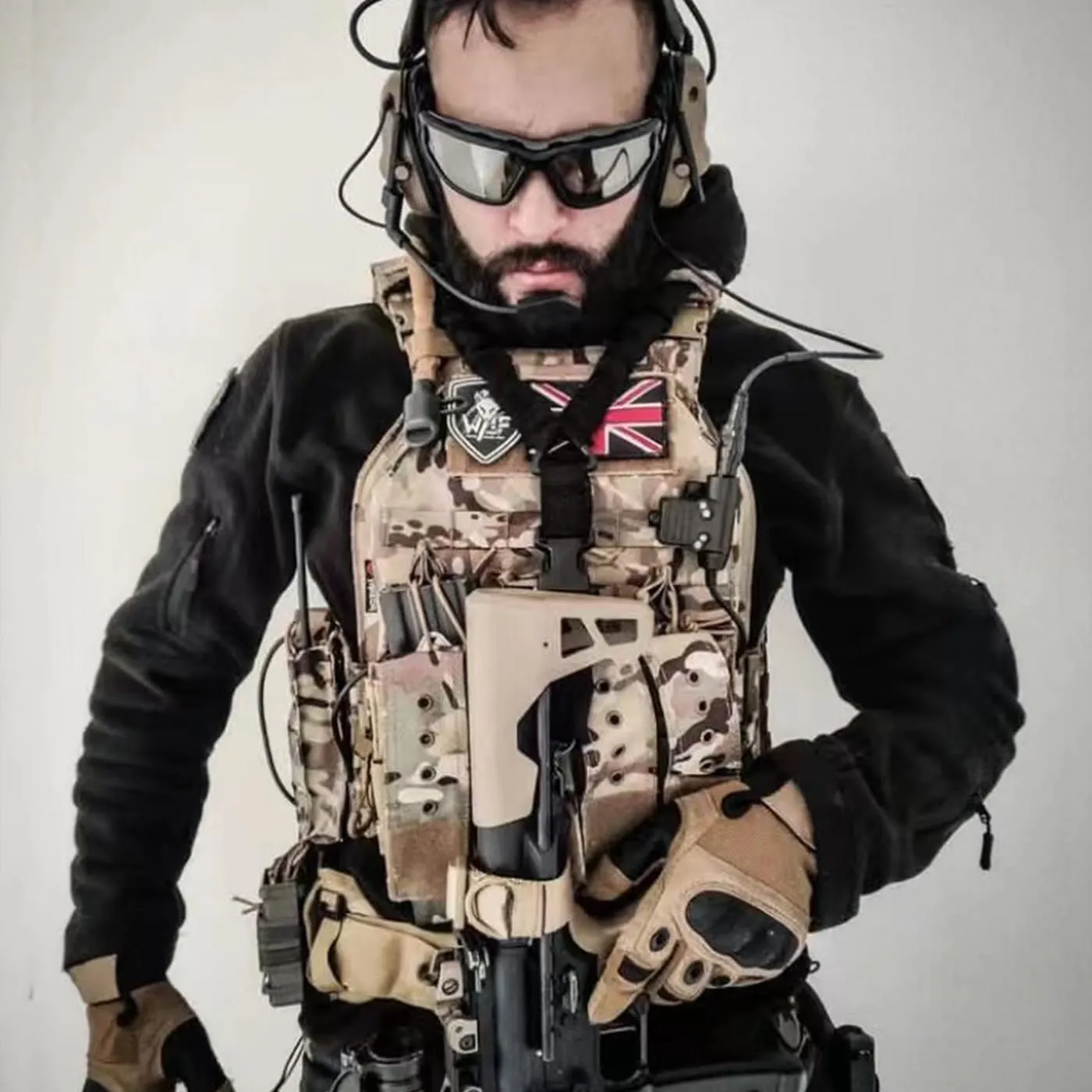 YAKEDA Quick Release Tactical Outdoor Vest for Adult