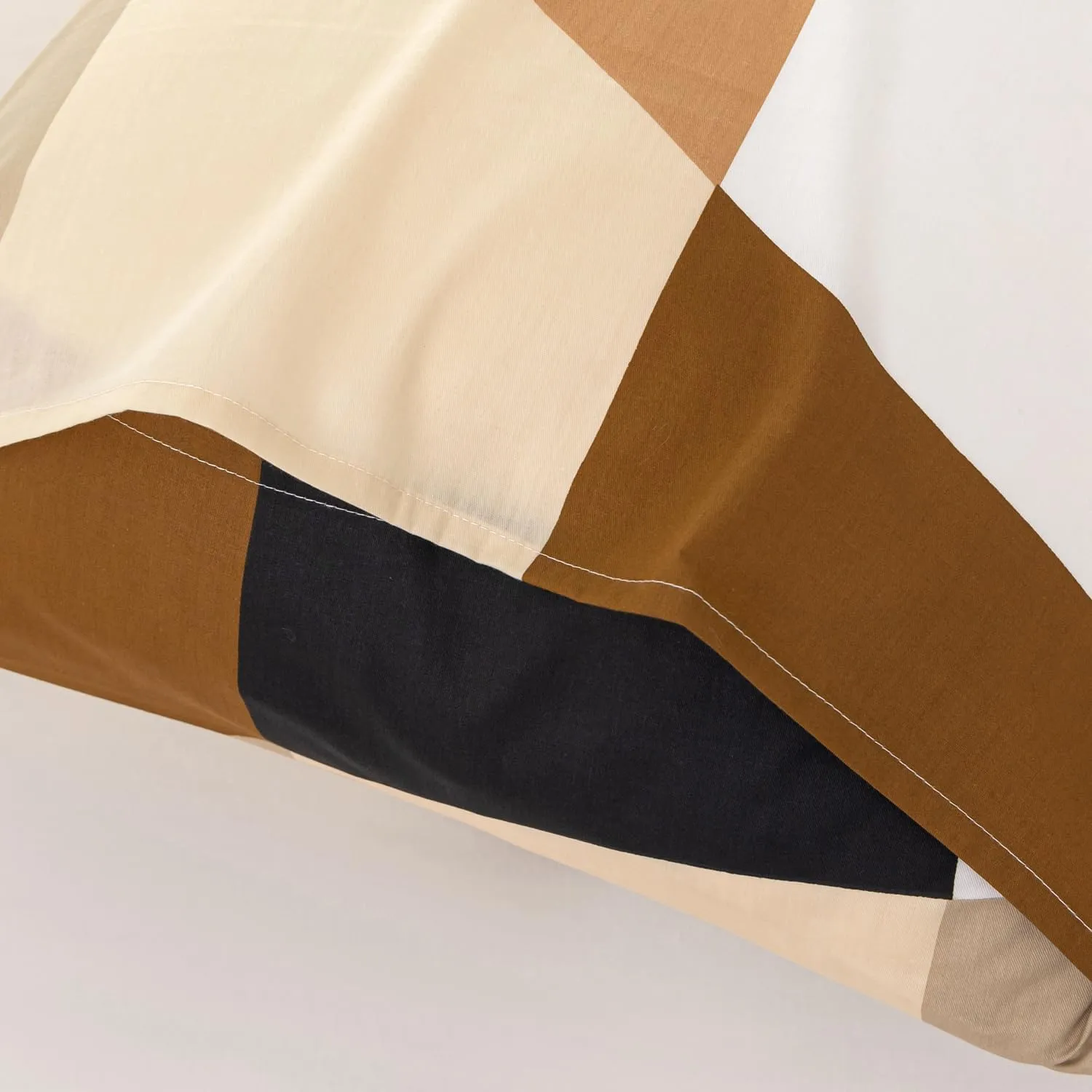 YuHeGuoJi Beige Brown Pillow Cases Queen Set of 2 100% Cotton Abstract Patchwork Checkered Pillow Covers Decorative Black White Geometric Plaid Pillow Protectors Envelope Closure 2 Pack 20x26 Inches